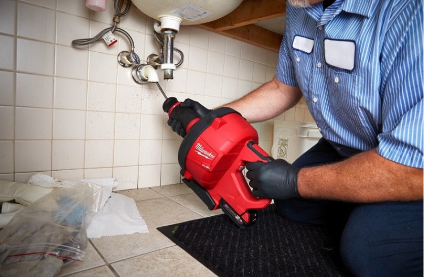 Etiler Mutfak Lavabo Açma Deneyimli Tesisatcisi